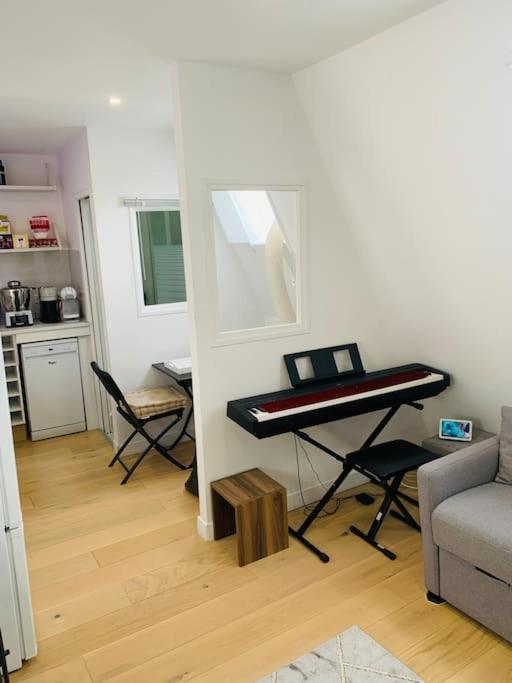 Studio Cosy Au Coeur De Paris Eksteriør bilde